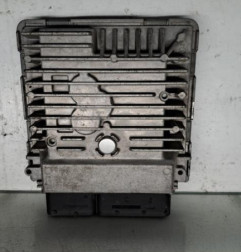 Calculateur moteur SKODA FABIA 2 Photo n°1