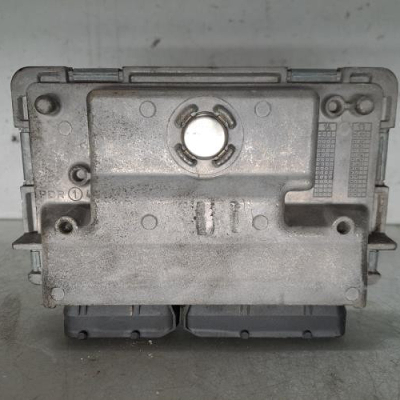 Calculateur moteur VOLKSWAGEN POLO 5