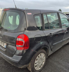 Malle/Hayon arriere RENAULT GRAND MODUS Photo n°6