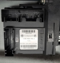 Leve vitre electrique avant droit VOLKSWAGEN TOURAN 1 Photo n°3