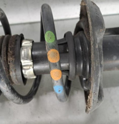 Amortisseur avant droit VOLKSWAGEN GOLF 6 Photo n°4