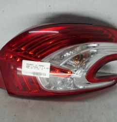 Feu arriere principal droit (feux) PEUGEOT 208 1 Photo n°1