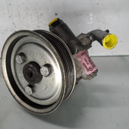 Pompe de direction FIAT DOBLO 2 Photo n°1