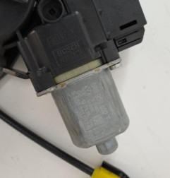 Leve vitre electrique avant droit VOLKSWAGEN POLO 5 Photo n°5