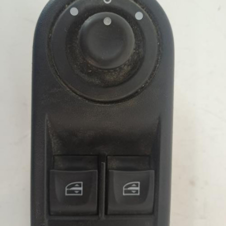 Interrupteur de leve vitre avant gauche RENAULT CLIO 4