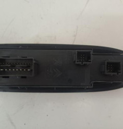 Interrupteur de leve vitre avant gauche CITROEN C4 2 Photo n°4