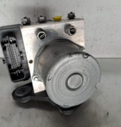 Bloc ABS (freins anti-blocage) AUDI A1 2 Photo n°1