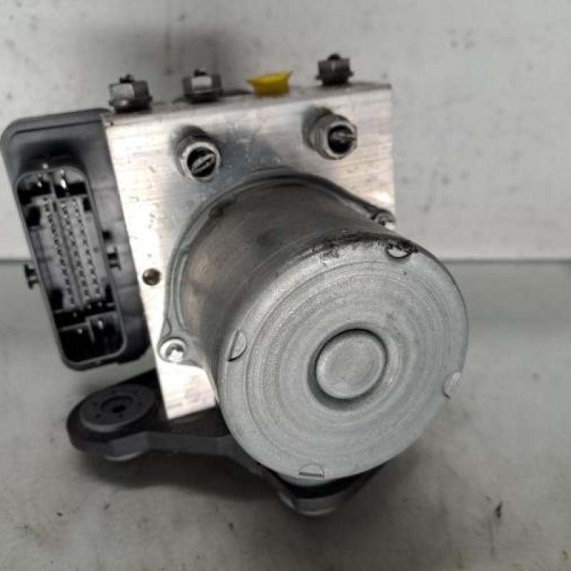 Bloc ABS (freins anti-blocage) AUDI A1 2