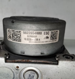 Bloc ABS (freins anti-blocage) PEUGEOT 208 1 Photo n°4