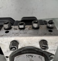 Bloc ABS (freins anti-blocage) PEUGEOT 308 2 Photo n°3