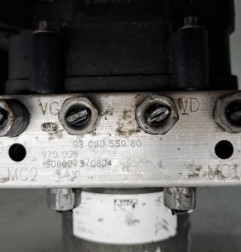 Bloc ABS (freins anti-blocage) PEUGEOT 308 2 Photo n°4