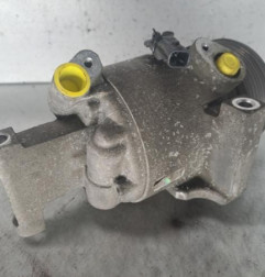 Compresseur clim RENAULT TWINGO 3 Photo n°1