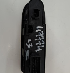 Interrupteur de leve vitre avant gauche CITROEN C3 2