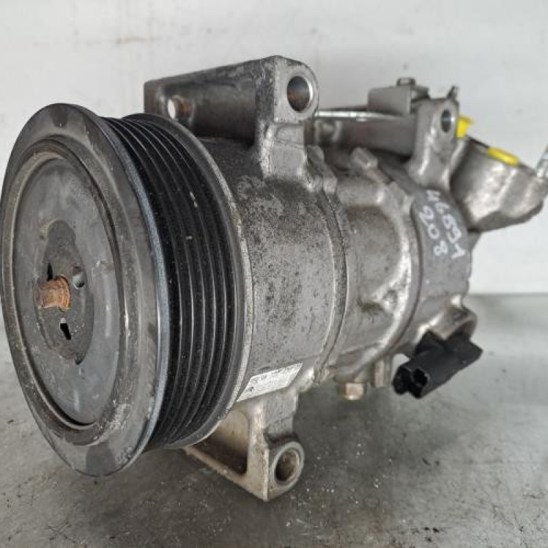 Compresseur clim PEUGEOT 208 1