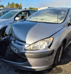 Compresseur clim PEUGEOT 307 Photo n°4