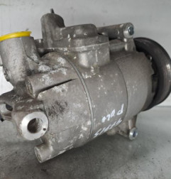 Compresseur clim VOLKSWAGEN POLO 5