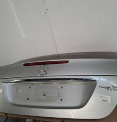 Malle/Hayon arriere MERCEDES CLASSE E 211 Photo n°1