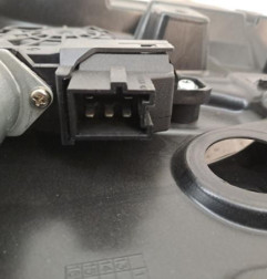 Leve vitre electrique arriere droit MERCEDES CLASSE A 176 Photo n°4