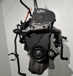 Moteur VOLKSWAGEN GOLF 5 Photo n°4