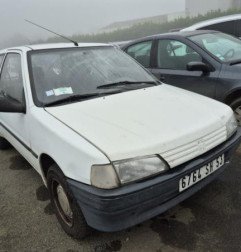 Leve vitre mecanique avant gauche PEUGEOT 106 Photo n°4