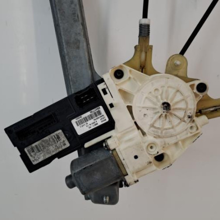 Leve vitre electrique avant gauche RENAULT LAGUNA 3