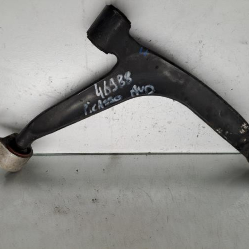 Triangle avant droit CITROEN XSARA PICASSO