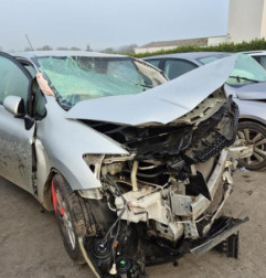 Malle/Hayon arriere TOYOTA AURIS 1 Photo n°4