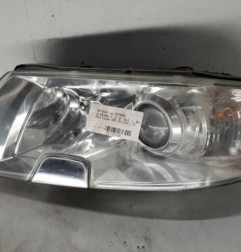 Optique avant principal gauche (feux)(phare) SKODA SUPERB 1
