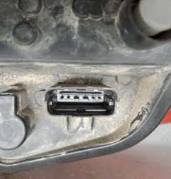 Feu arriere principal gauche (feux) RENAULT CLIO 3 Photo n°4