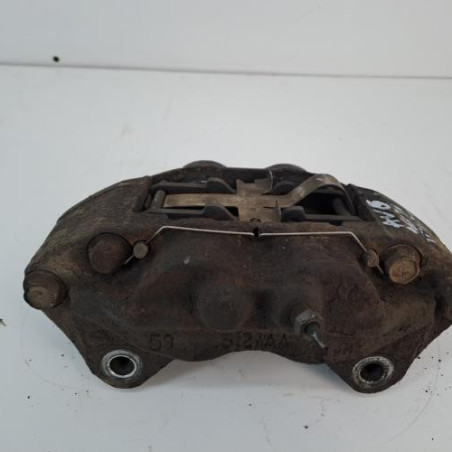 Etrier avant gauche (freinage) TOYOTA HILUX 4