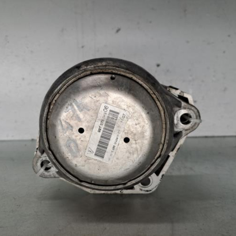 Support moteur droit PORSCHE 911 5 997