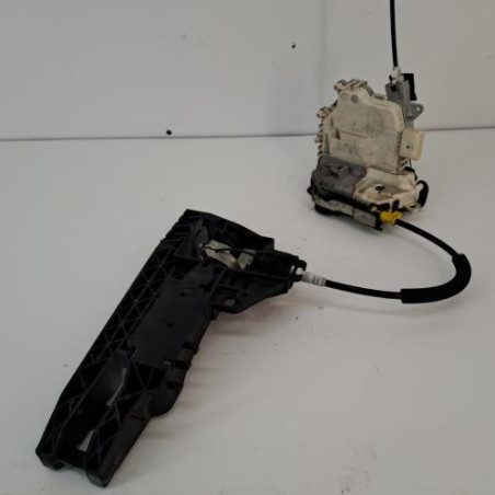 Serrure avant droit AUDI A4 3