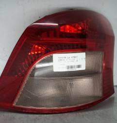 Feu arriere principal droit (feux) TOYOTA YARIS 2 Photo n°1