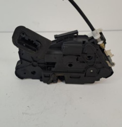 Serrure avant gauche VOLKSWAGEN JETTA 4
