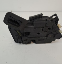 Serrure arriere gauche VOLKSWAGEN JETTA 4