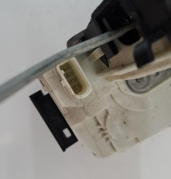 Serrure avant droit MERCEDES CLASSE A 176 Photo n°5