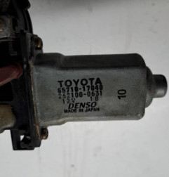 Leve vitre electrique avant droit TOYOTA MR3 Photo n°3