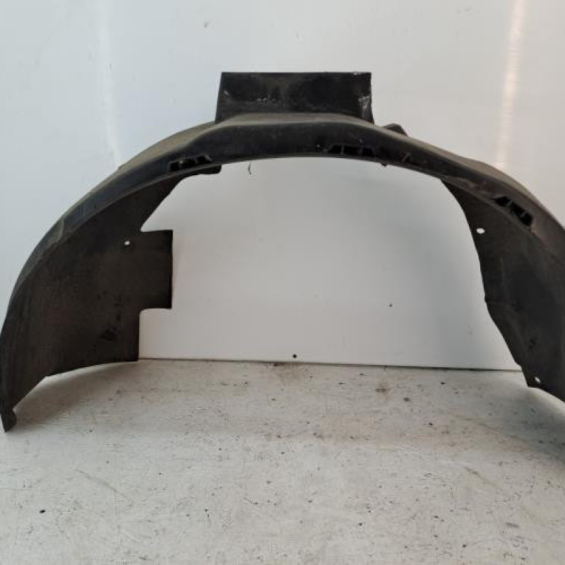 Pare boue avant gauche OPEL TIGRA 1