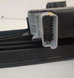 Leve vitre electrique arriere droit PEUGEOT 208 2 Photo n°4