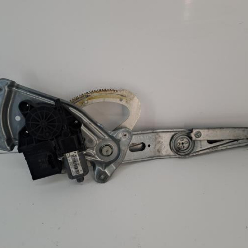 Leve vitre electrique avant droit RENAULT SCENIC 3