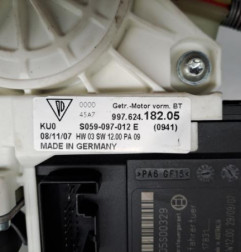 Leve vitre electrique avant droit PORSCHE 911 5 997 Photo n°4