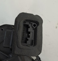 Serrure avant gauche VOLKSWAGEN POLO 5 Photo n°3