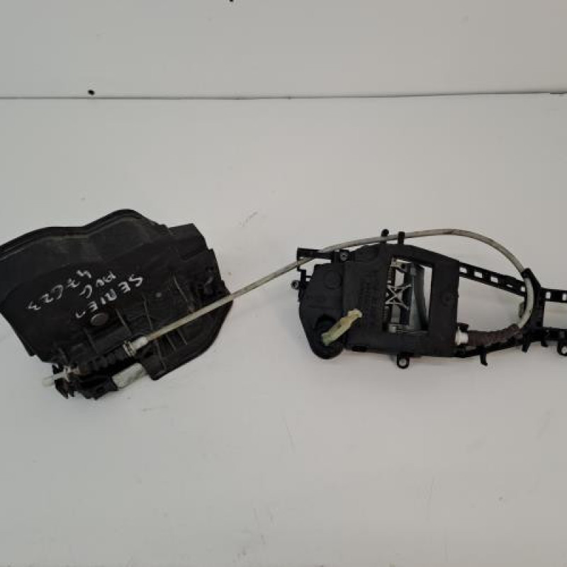 Serrure avant gauche BMW SERIE 1 F20