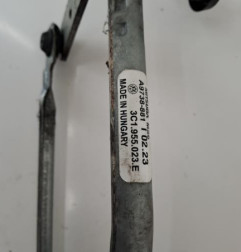 Moteur essuie glace avant VOLKSWAGEN PASSAT 5 Photo n°3