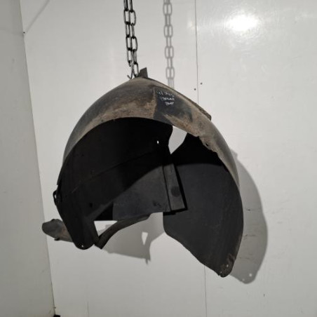 Pare boue avant gauche VOLKSWAGEN PASSAT 5