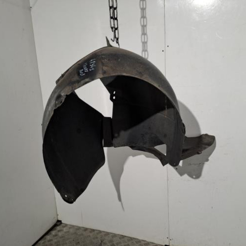 Pare boue avant droit VOLKSWAGEN PASSAT 5