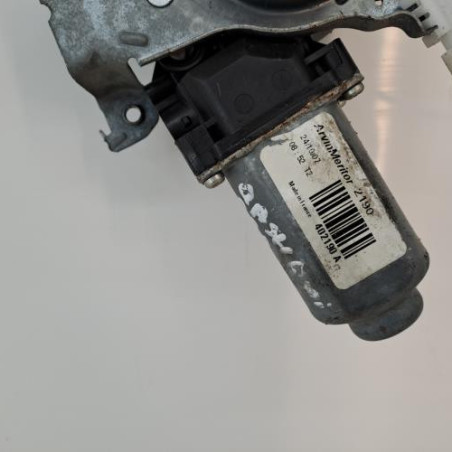 Leve vitre electrique arriere droit NISSAN QASHQAI 1