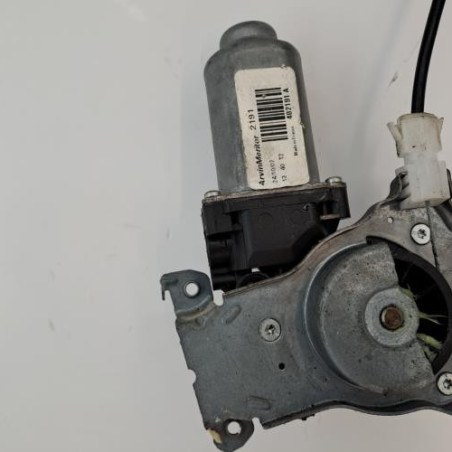 Leve vitre electrique arriere gauche NISSAN QASHQAI 1