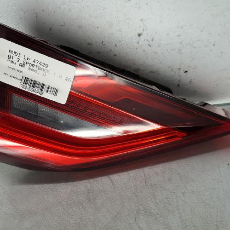 Feu arriere secondaire droit (feux) AUDI A1 2