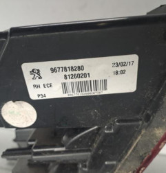 Feu arriere secondaire droit (feux) PEUGEOT 308 2 Photo n°4